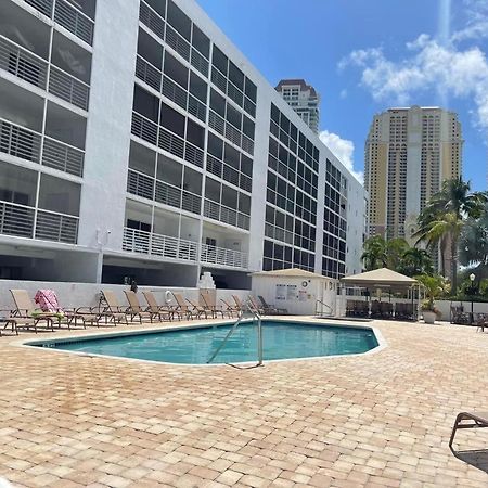 Le Frontenac Villa Sunny Isles Beach Eksteriør billede