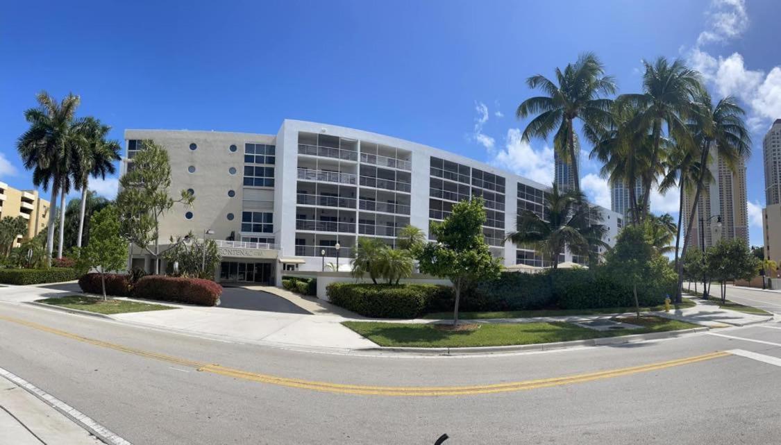Le Frontenac Villa Sunny Isles Beach Eksteriør billede